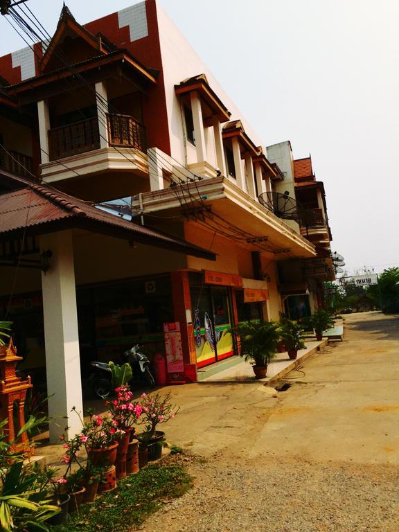 素可泰 J-安全旅馆酒店 外观 照片